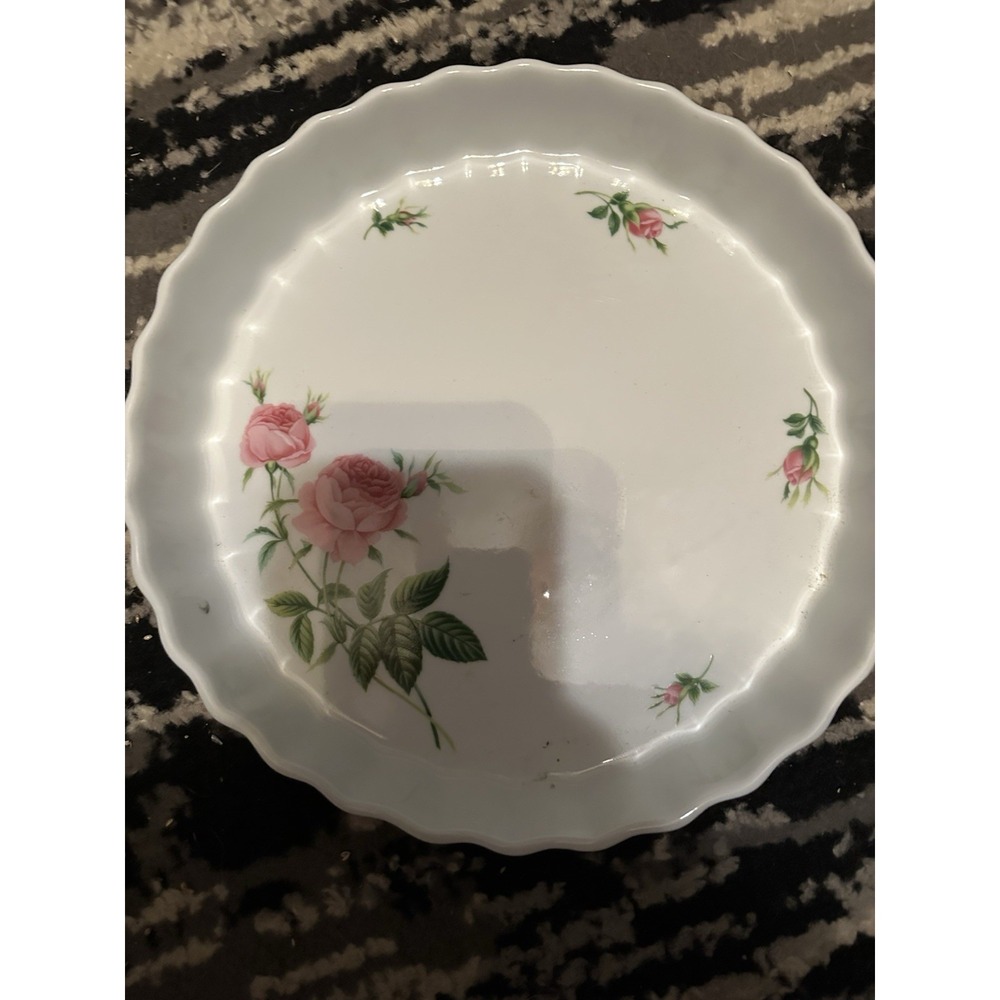Christineholm Porcelain Rose Fluted Quiche Bakeware Dish 9.75" x 1.5"